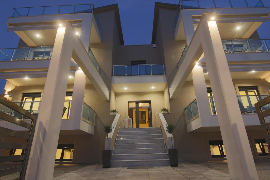 Callista Suites 弗洛伊塔 外观 照片